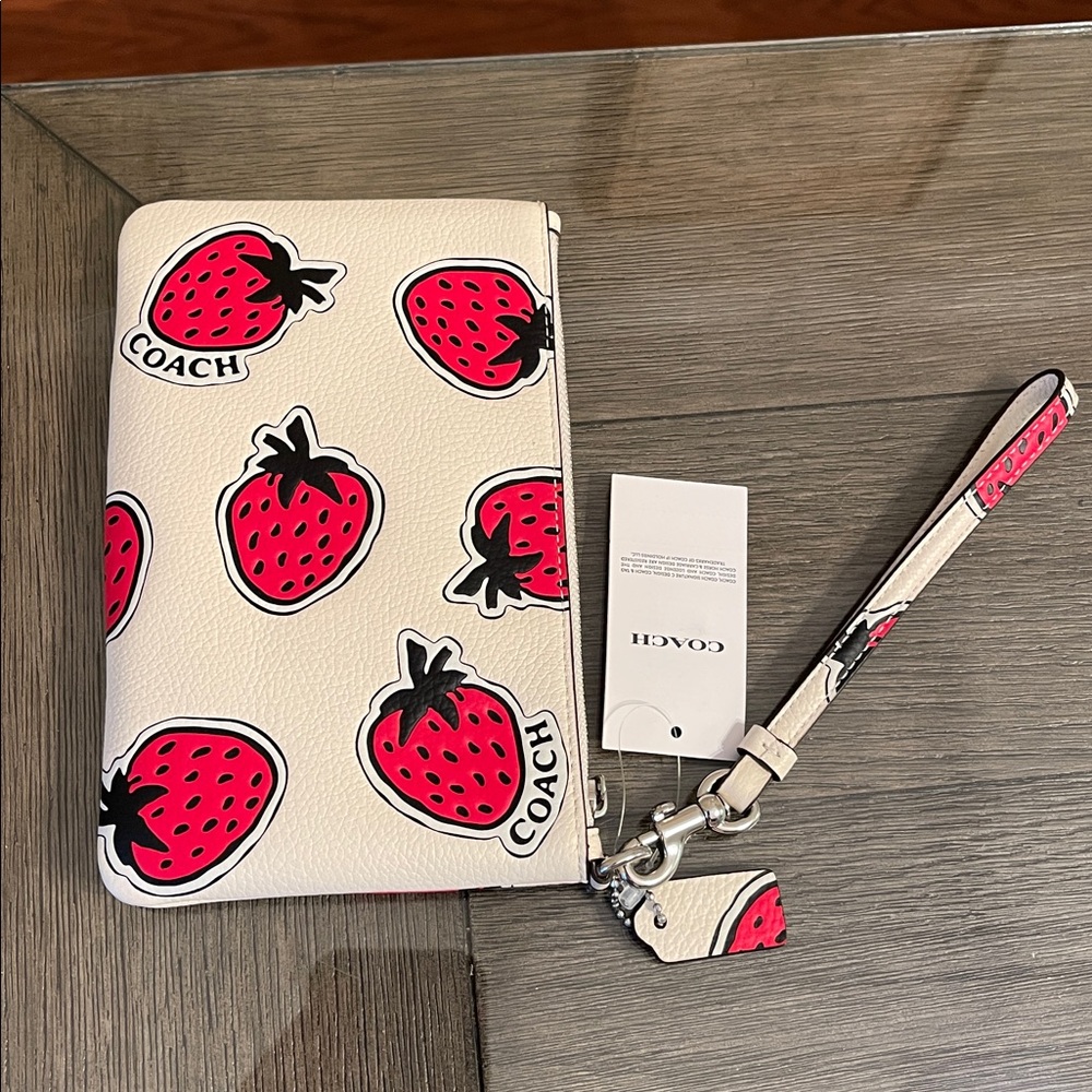 Coach Small Wristlet With Strawberry Print NWT CT892 - Picture 9 of 17